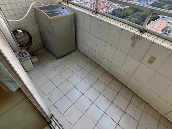 广州海珠广州大道南翠馨华庭翠馨华庭3房1厅出租保养新高层出租房源