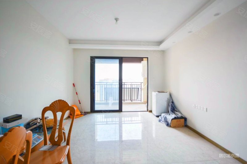 地铁口保利新武昌k4地块房东急卖小区环境优美户型周正