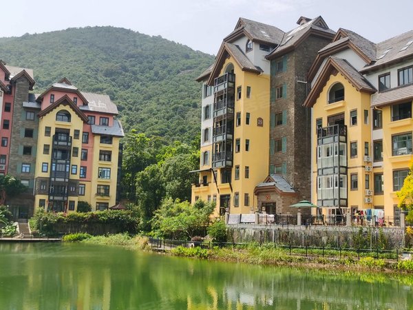 深圳盐田大梅沙天麓(六区)天麓3层复式,带前后花园,使用面积380平