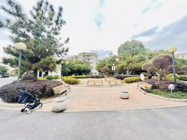 上海青浦赵巷绿中海雅庭(公寓住宅)崧泽学校一墙之隔菜场对面精装三房