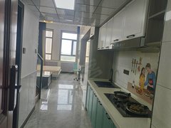 庆阳西峰西峰城区六中附近,精装小复式,拎包入住出租房源真实图片