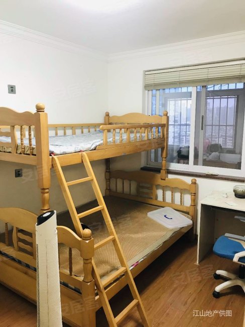 新上好房实地拍摄天桃南宁二中海关宿舍3房出售