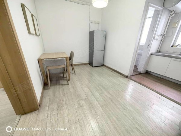 【多图】花山锦地苑,外高桥租房,高桥镇小学对面 1室1厅1卫 配套齐全