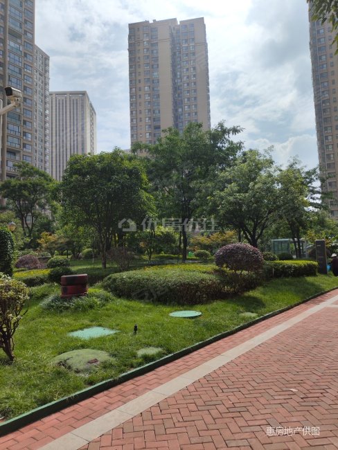 朝向西北 86平 联想科技城(1期) 房东急置换 诚心出售