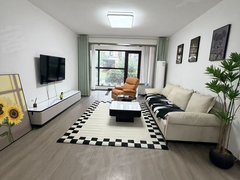 沂南城区第二实验小学城开御府一楼带院，三室两厅，家具家电齐全双气地暖，地暖费已交出租房源真实图片