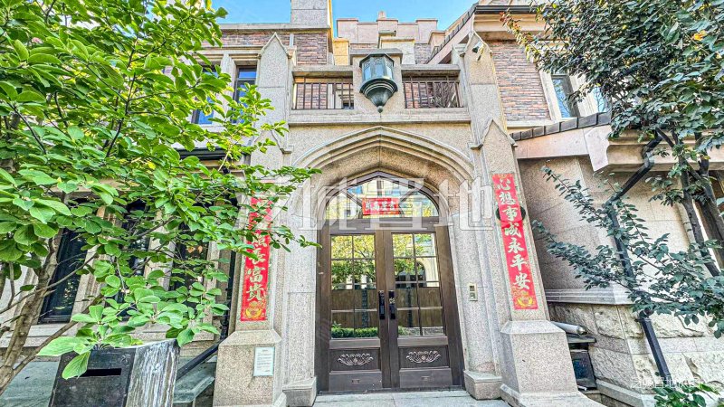 京基鹭府全新豪装联排拎包入住南临景观公园无遮挡视野好带电梯