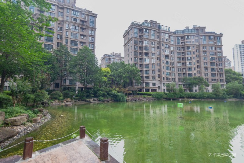 小高层央座复式丨亻又此一套丨得房率90%,附赠三露台,诚售,当代清水园