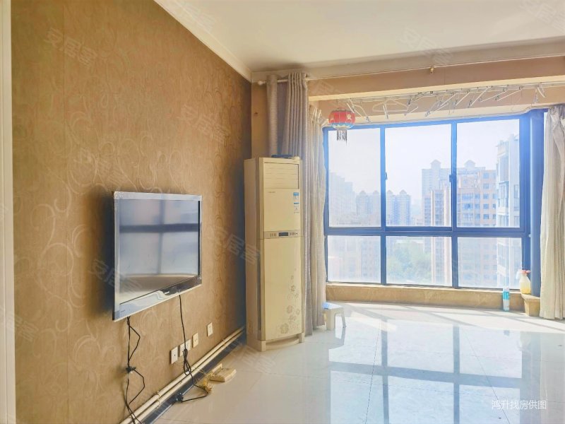 盛世长安两居室纯南户型精装修