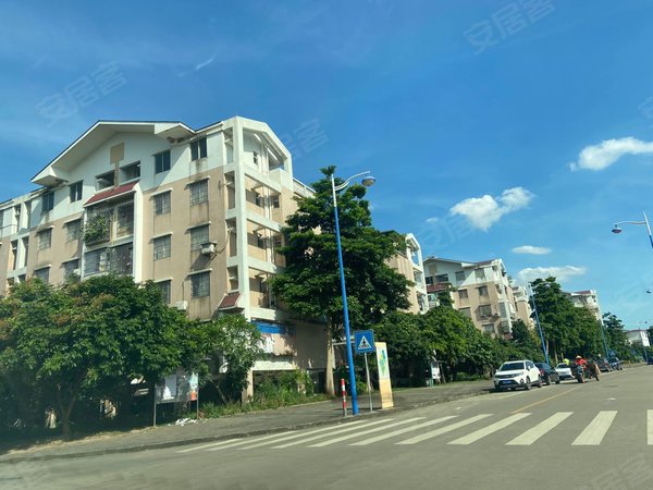 广州番禺新造谷围新邨(别墅)谷围新邨(别墅) 8室2厅3卫 4600元 办公