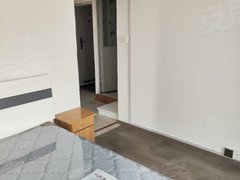 宁波鄞州首南房主本人！0中介！罗蒙银泰城旁！城南华府，一室一厅一厨一卫！出租房源真实图片