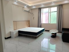 武汉青山工业大道看房价格可谈12张  超绝采光 ！5号地铁红钢城 和平花园出租房源真实图片