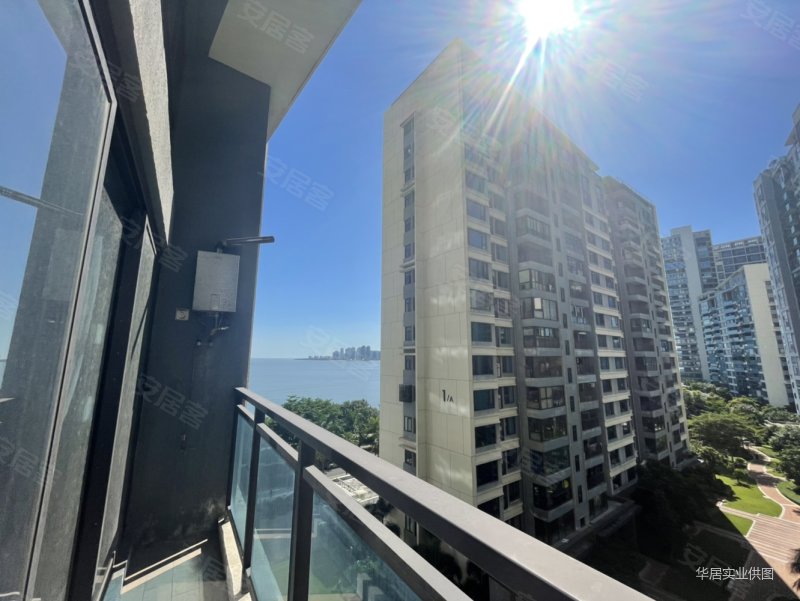 保利中央海岸,可以看海,看小区园林,价格可谈外地  可以多买