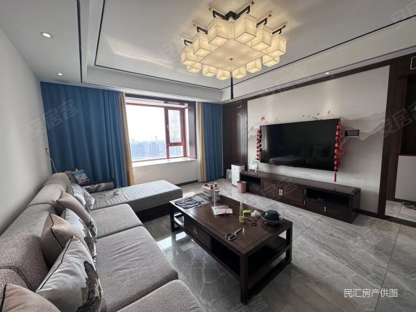 通亭街瑞都精装四室