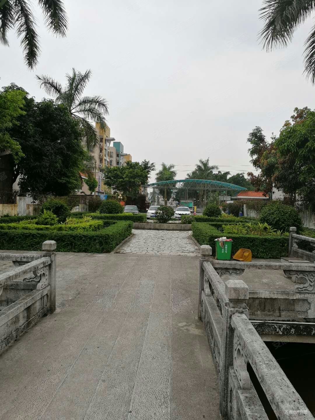 丽湖山庄   满五   双卫 低密宜居 价格好谈80也可