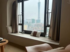广州海珠滨江东现代轻奢风格，新岸公寓，精装一房，望广州塔，拎包入住出租房源真实图片