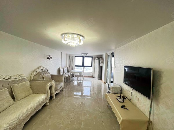 【多图】绿地东海岸时尚广场,周浦租房,绿地乐和城 精装修loft 两房两