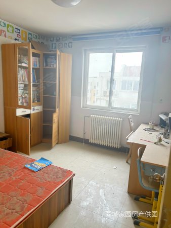 电梯房长庆龙凤园南北通透双卫生间可提可贷