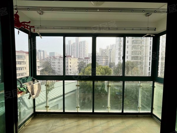 【多图】汇贤雅居,徐家汇租房,低价 近地铁商圈 随时看房 拎包入住