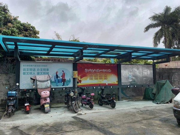 深圳龙岗坪地坪地街道河背村(坪地中学对面)精装修出租 全齐家电 带