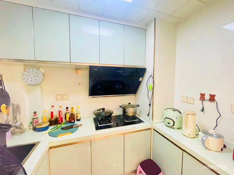 次新小区 文一名门学府 精装三房 配套齐全 交通便利 急卖