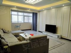 曲靖麒麟南市区南片区金穗花园五期,精装四室两厅,带家具家电,拎包入住出租房源真实图片