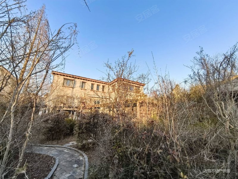 青岛房产网>青岛二手房>即墨二手房>蓝色硅谷二手房>依泉美庐(别墅)>
