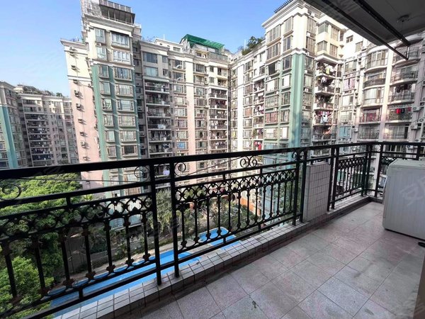 广州海珠新港西愉景雅苑客村三号线电梯三房双卫 小区精装修户型很好