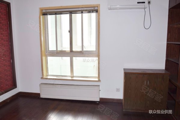 六里桥八一厂莲馨嘉园143平双卧朝南客厅朝南三居双卫