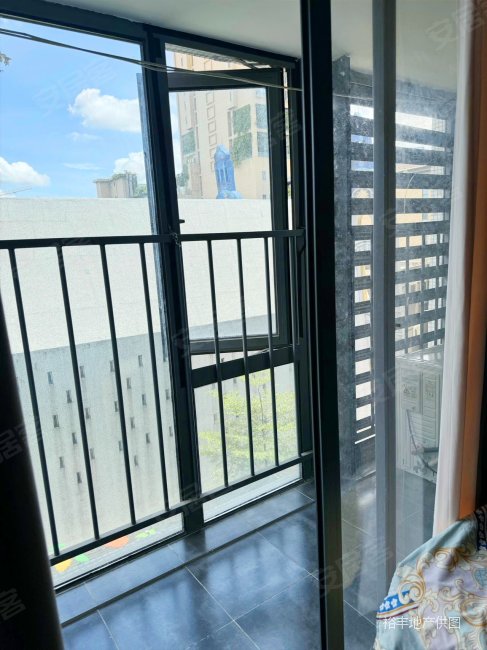 致越优城 有电梯 次新小区 近医院 朝向好 临地铁