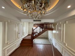 南阳宛城宛城城区中达白河首府 5室2厅2卫 235平 电梯房 配套齐全出租房源真实图片