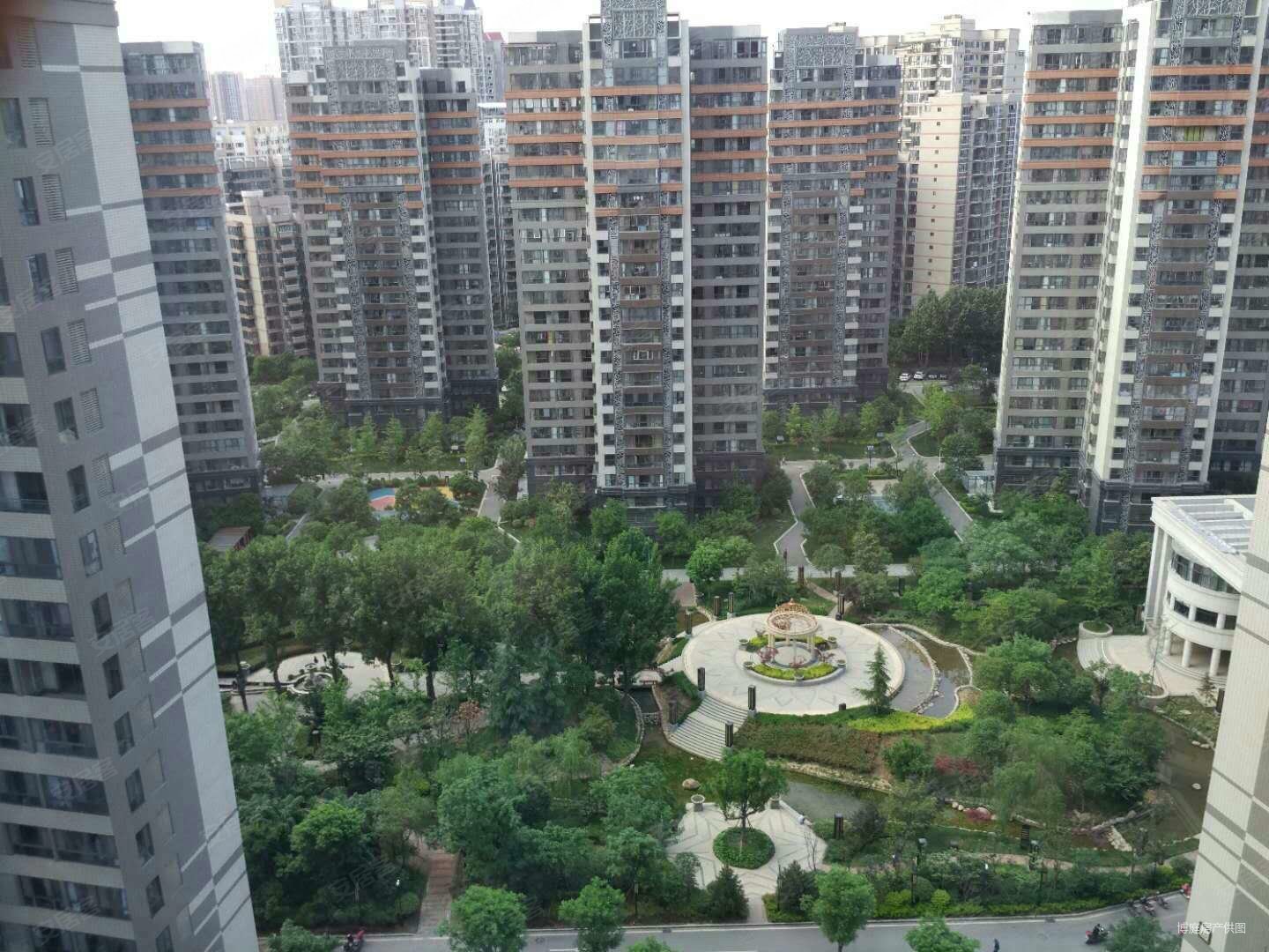 胡家庙地铁口旁 恒基碧翠锦华 3室双卫全明 环境美 精装,恒基碧翠锦华