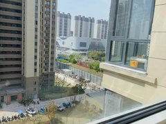 扬中扬中市区市中心恒大A区中层4室2卫，精装，有地暖新风，设施齐全出租房源真实图片