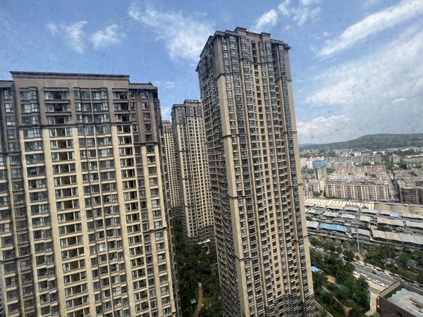 昆明盘龙江东花园金江小区曦苑毕业季特惠!