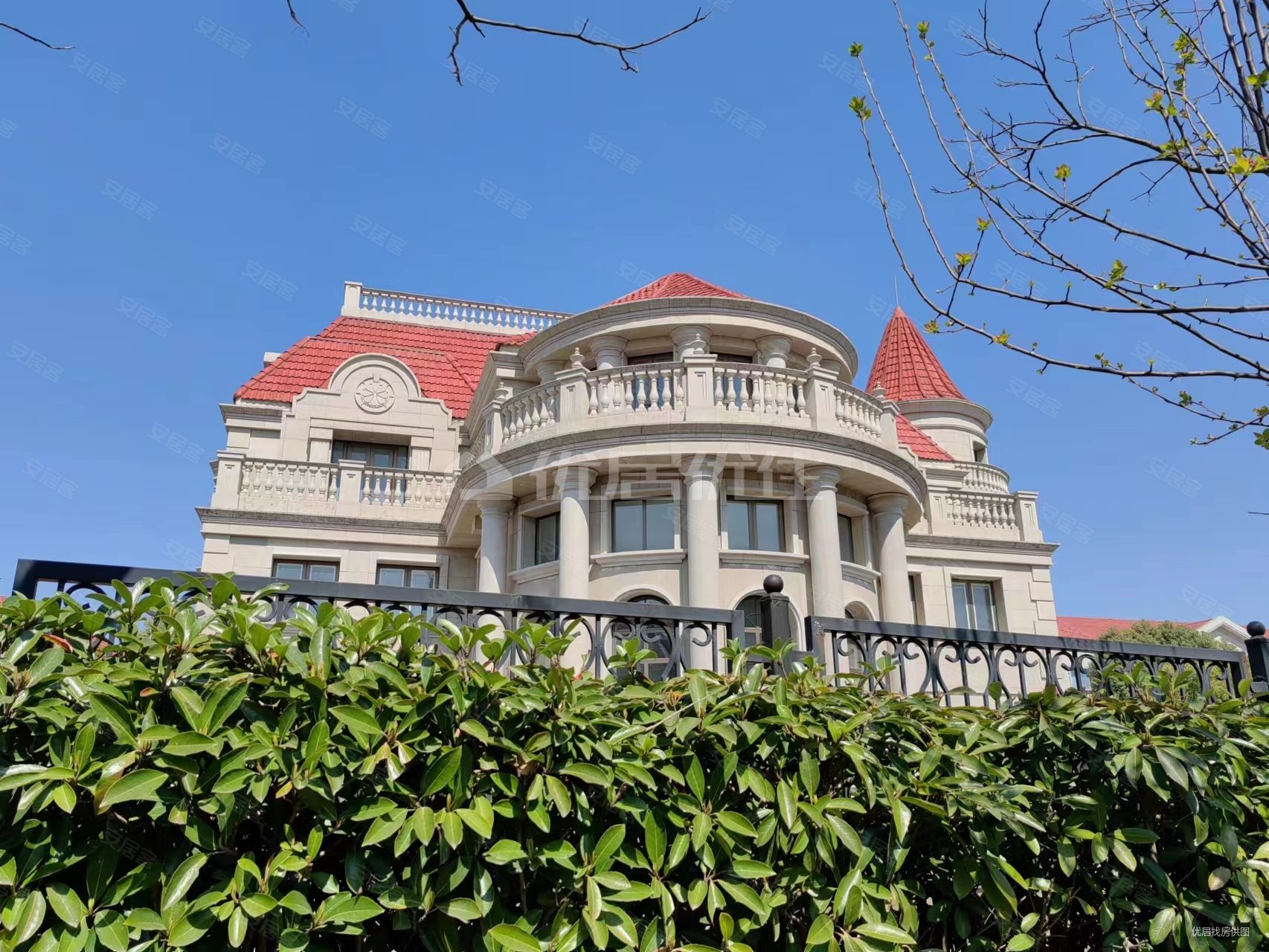 苏州房产网>苏州二手房>工业园二手房>湖东二手房>建屋康帝庄园>1706