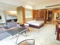 东莞塘厦大坪观澜湖酒店公寓景观房 楼层高视野好 家私齐全拎包入住看房方便出租房源真实图片