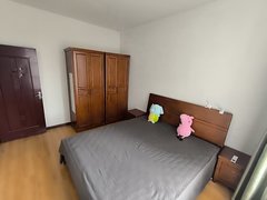 汉中汉台滨江新区吾悦广场  纯女生合租房  无中出租房源真实图片