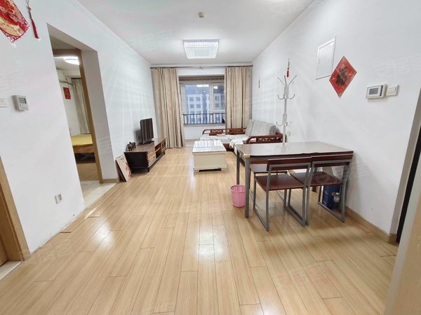 济南槐荫张庄路万科公园里新出万科公园里,精装三室两厅,拎包入住有