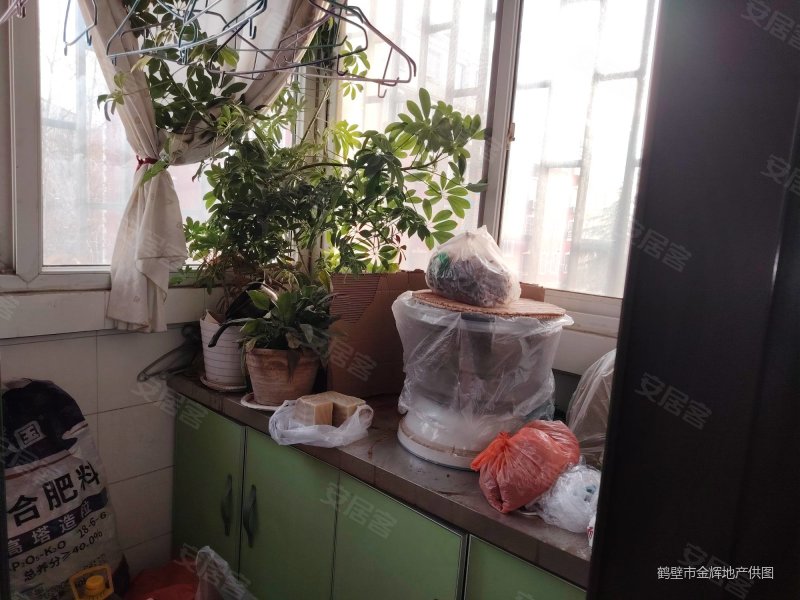 建设花苑3室1厅1卫102㎡南北39万