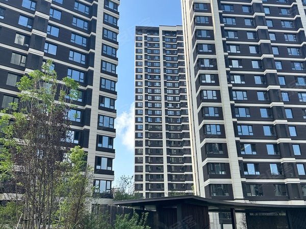 沈阳沈河马官桥保利天汇大东区 三室精装修 第一次出租 超高性价比