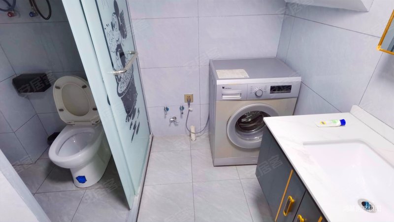 包过户,拎包入住,相当实惠的一套房