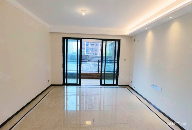珠海房产网>珠海二手房>斗门二手房>白藤头二手房>海伦堡湖心里>800