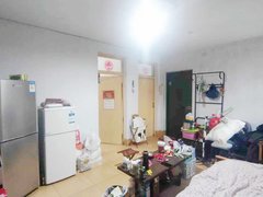 淄博张店莲池公园齐赛附近，一楼，两室家电家具基本齐全，免费停车 出行方便出租房源真实图片