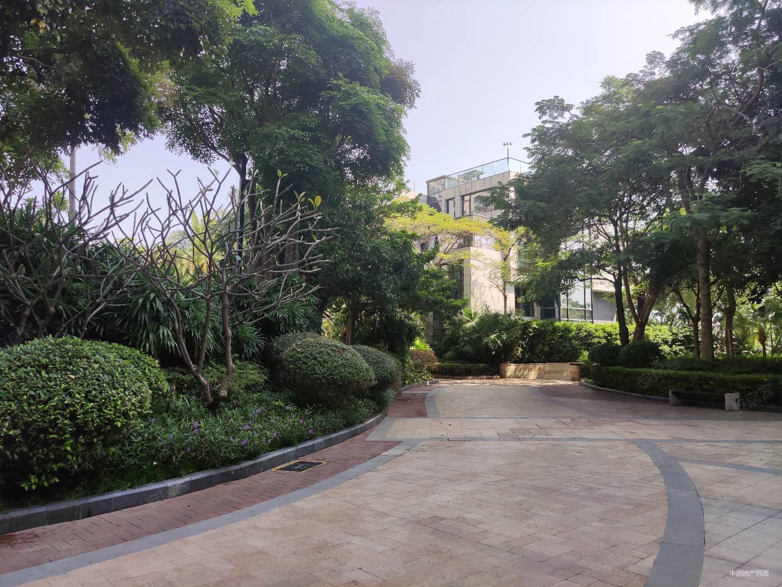 深圳房产网>深圳二手房>南山二手房>后海二手房>鸿威海怡湾畔花园>