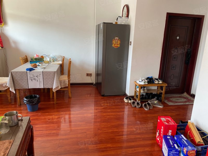 耀邦公馆多层洋房三楼13368平78万三室两厅两卫满五