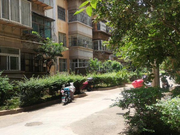 昆明五华北市区田坝小区田坝小区2房2厅只租1100元.出租房源真实图片