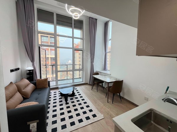 青岛崂山青岛二中鲁商蓝岸丽舍(商住楼)可短租 月租 loft 公寓,包水电