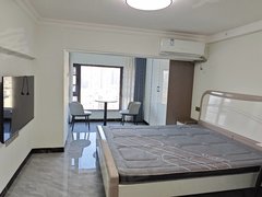 桂林临桂一院两馆吾悦大型商场楼上，单间配套，拎包入住出租房源真实图片