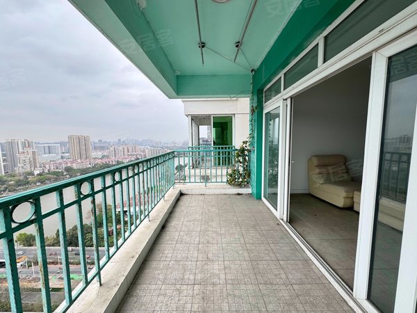 广州荔湾中山八路辉洋苑中山八路地铁口附近 辉洋苑高层望江四房房