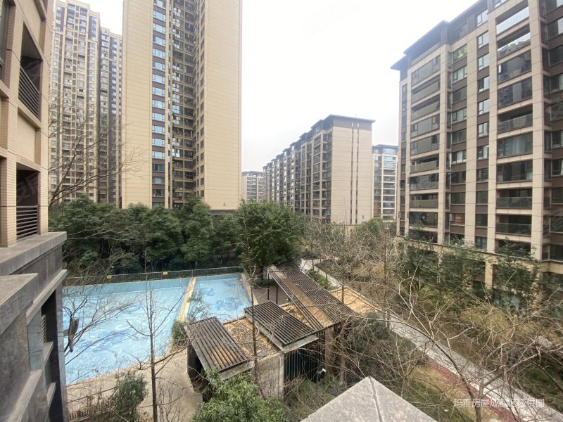 成都房产网>成都二手房>高新区二手房>大源二手房>中洲锦城湖岸>