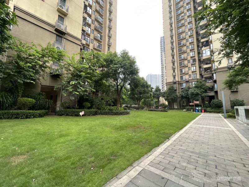 东莞房产网>东莞二手房>大朗二手房>体育馆二手房>万科中央公园>800
